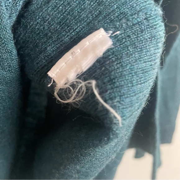 Max Studio 100% Merino Wool Sweater (M) - Picture 5 of 7